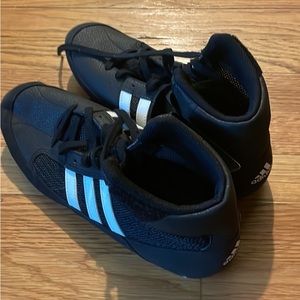 Adidas Mens size 9 wrestling shoes